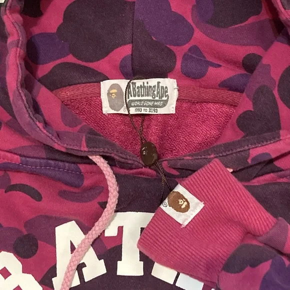 A Bathing Ape hoodie - Picture 6 of 6